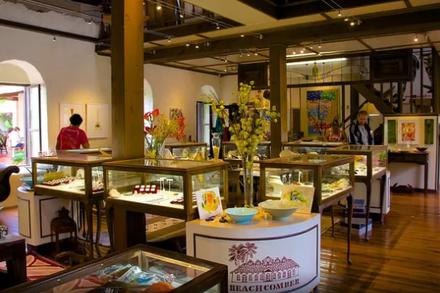 The Beachcomber Pearl Market