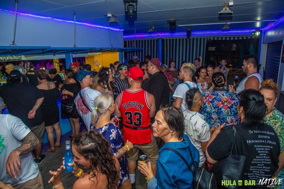 Hula Bar