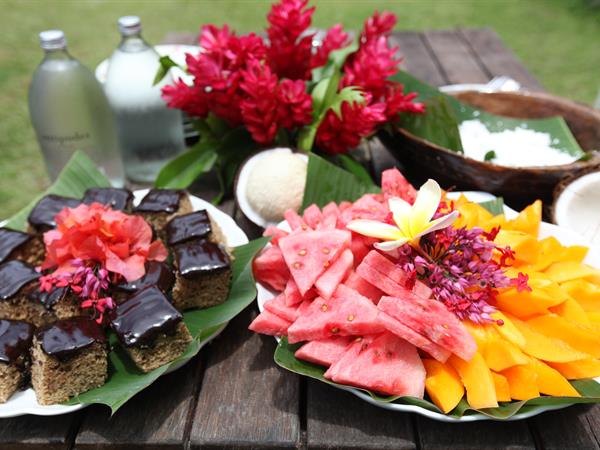 Island Discovery Tour (Raro Tours)