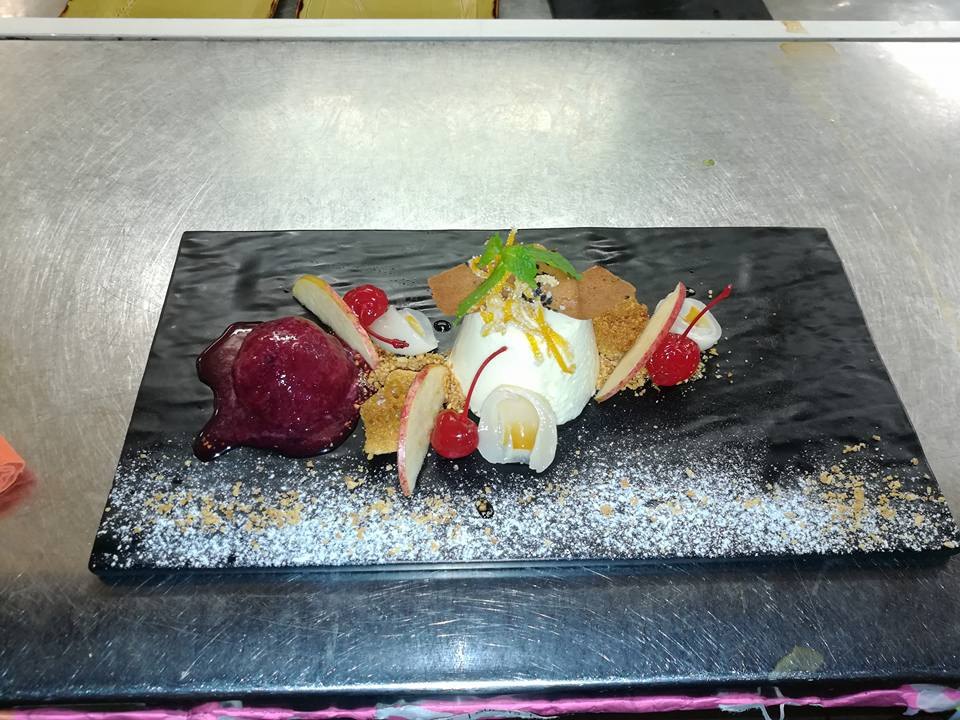 Flambe Restaurant (Crown Beach Resort)