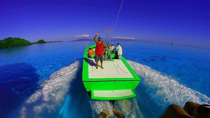 Bora Bora Parasailing