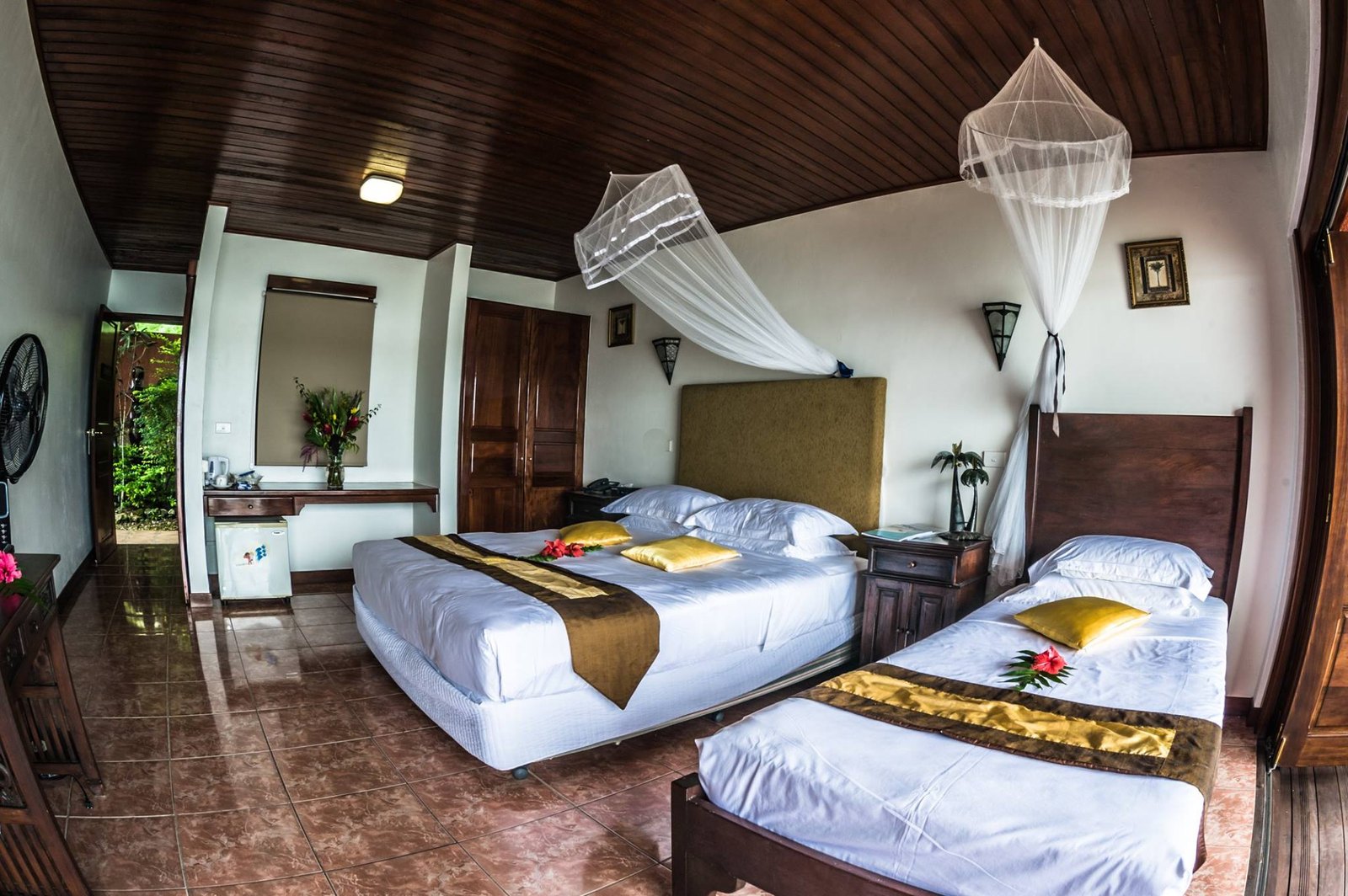 Sunset Bungalows Resort