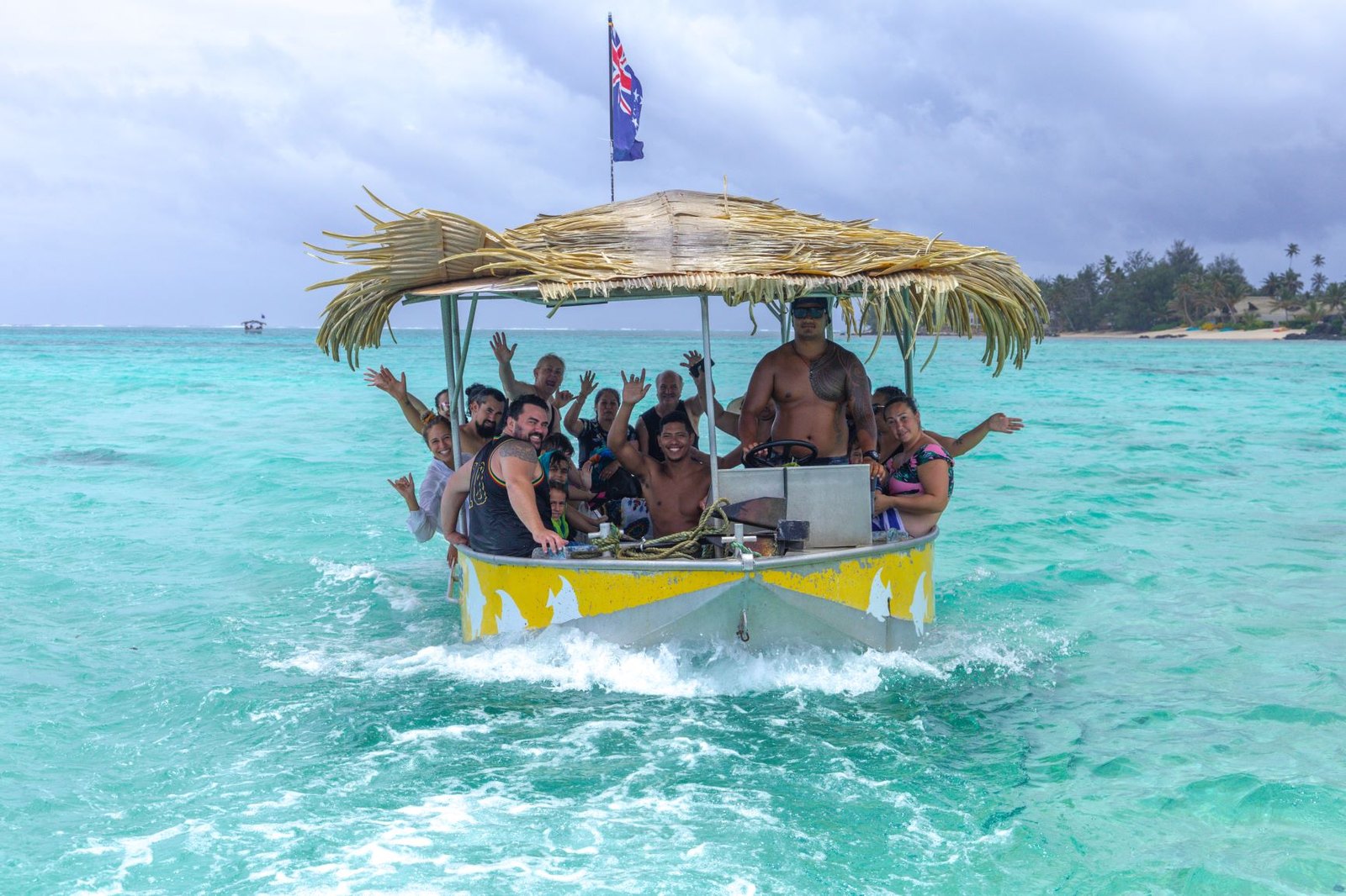 Captain Tama's Lagoon Cruizes