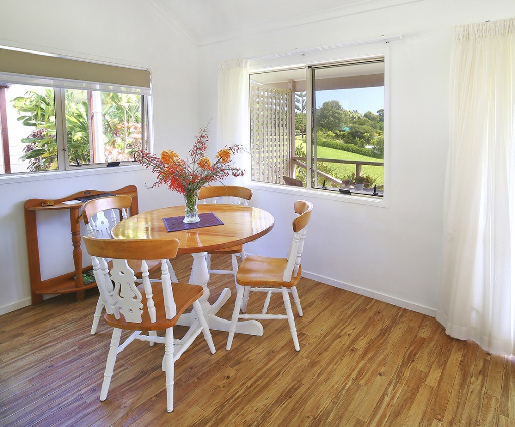 Poinciana Cottages