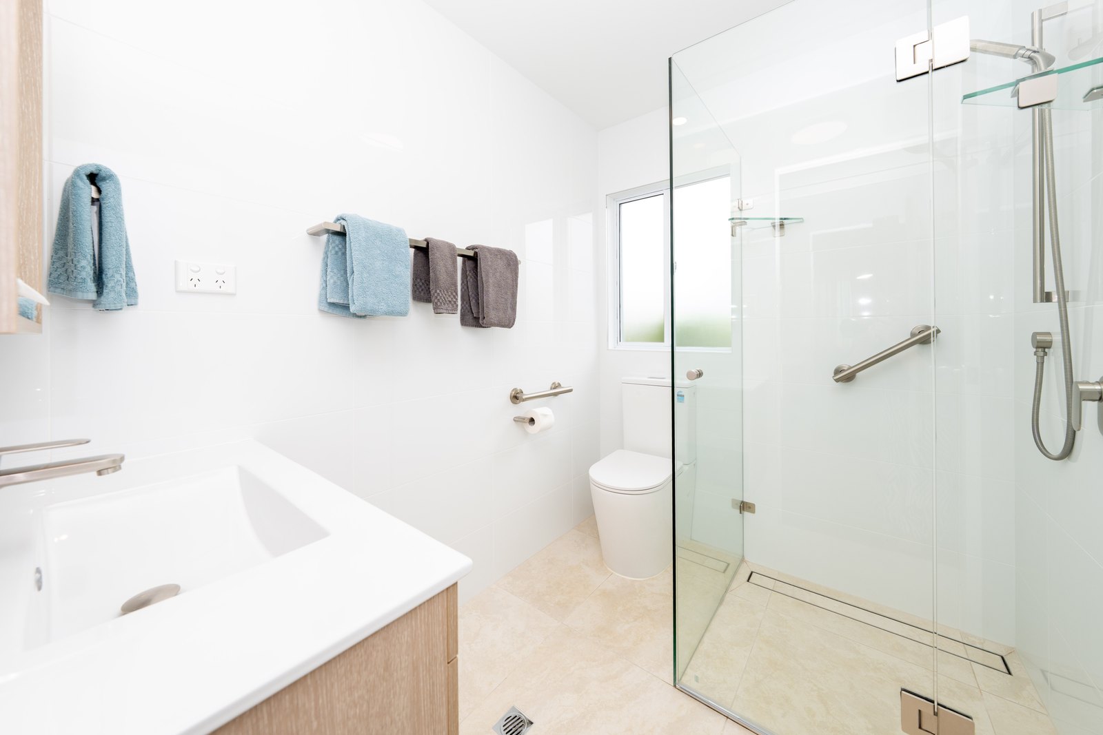 Aloha Apartments photo 3
