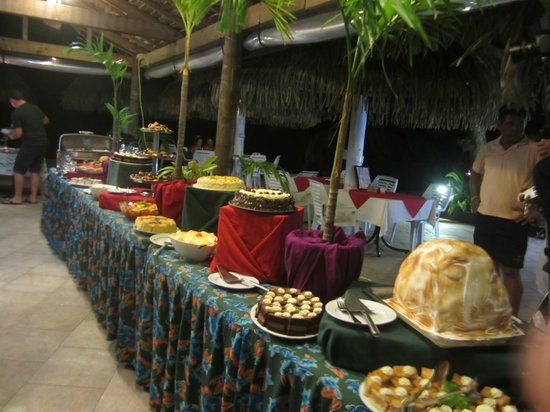 Island Feast & Cultural Show (Edgewater Resort)