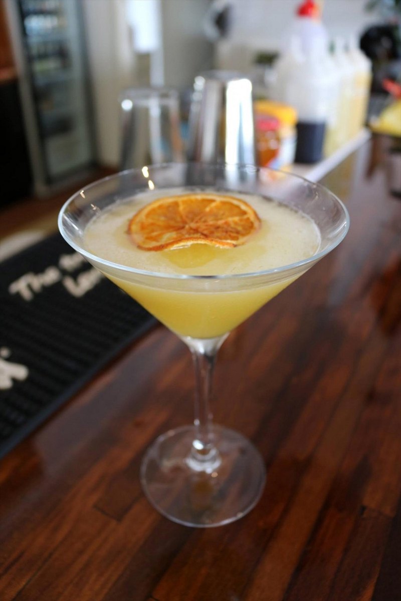 Castaway Restaurant & Bar