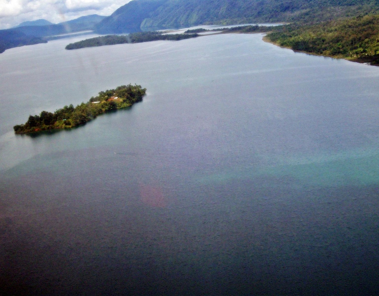 Lake Kutubu