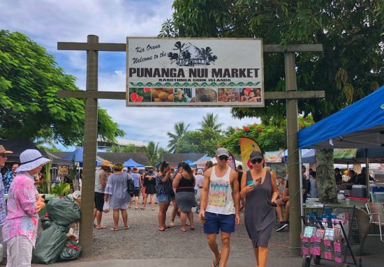 Punanga Nui Market