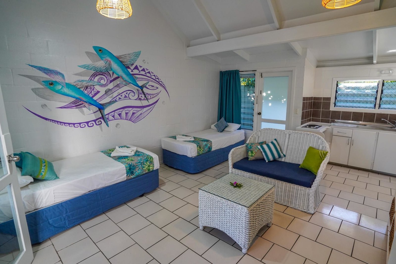 The Black Pearl Beach Side Apartments photo 4